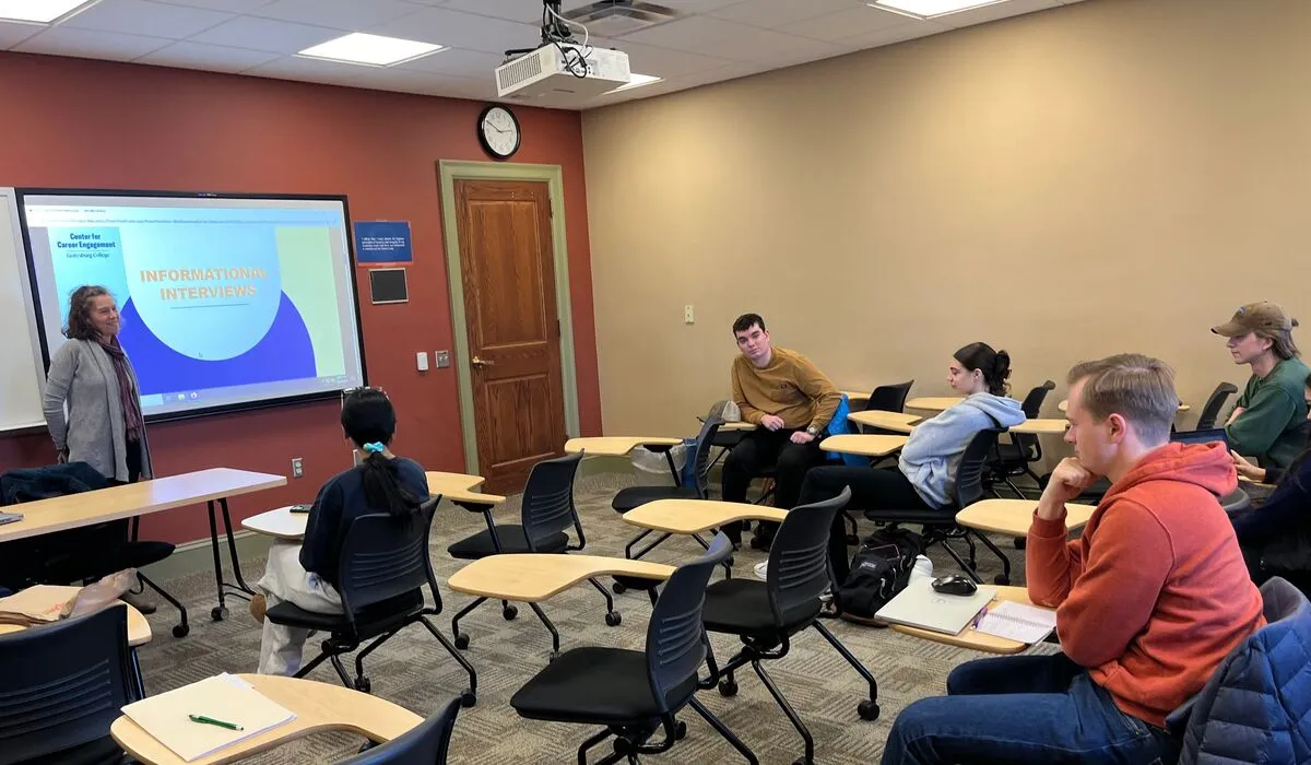  Students in Professionalization in Political Science meet with staff from the Center for Career Engagement to break down the job interview process.