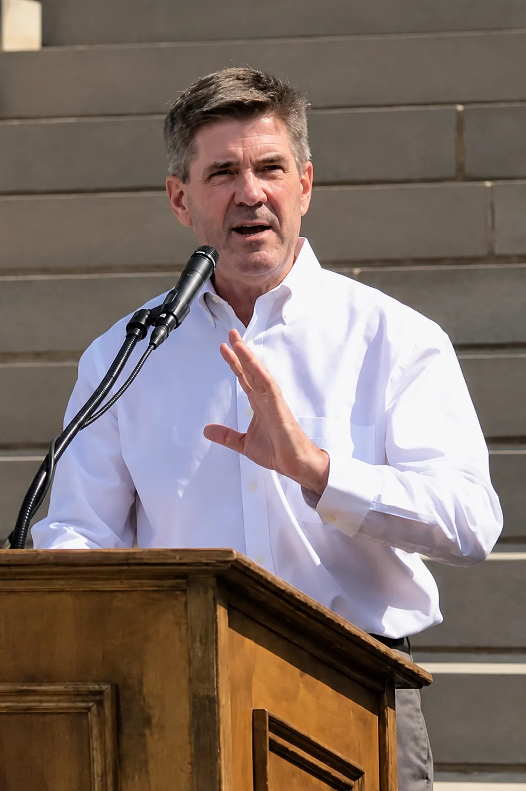 A man gives speech