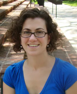 Headshot of Amy Lucadamo