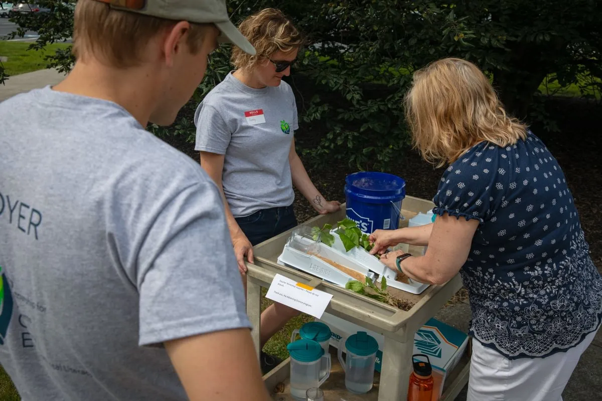 Teachers participate in Advancing Science at Gettysburg College