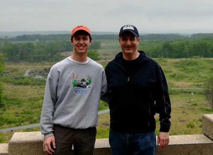 Samuel Jagolinzer ’22