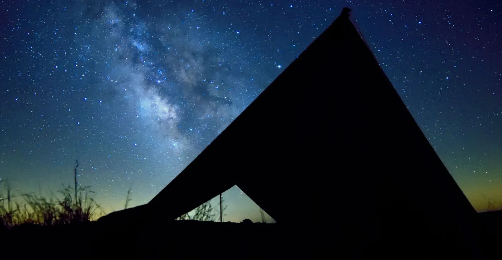 Night sky photo by Physics Prof. Ian Clarke