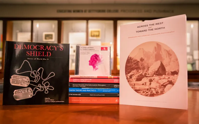 Gettysburg faculty, staff, and emeriti members  of the College scholarly works