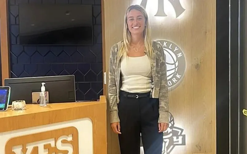 Delaney Donohoe ’25 served as a communications intern at the YES Network