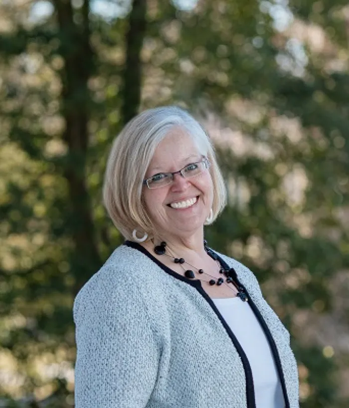 Dawn Helsing Wolters Director of College Grants