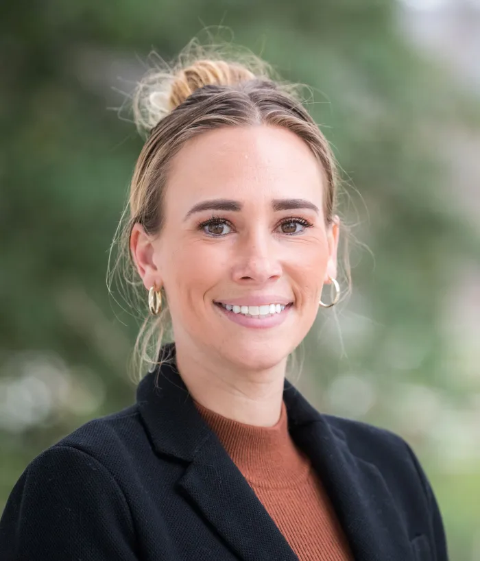 Photo of Amanda Martin